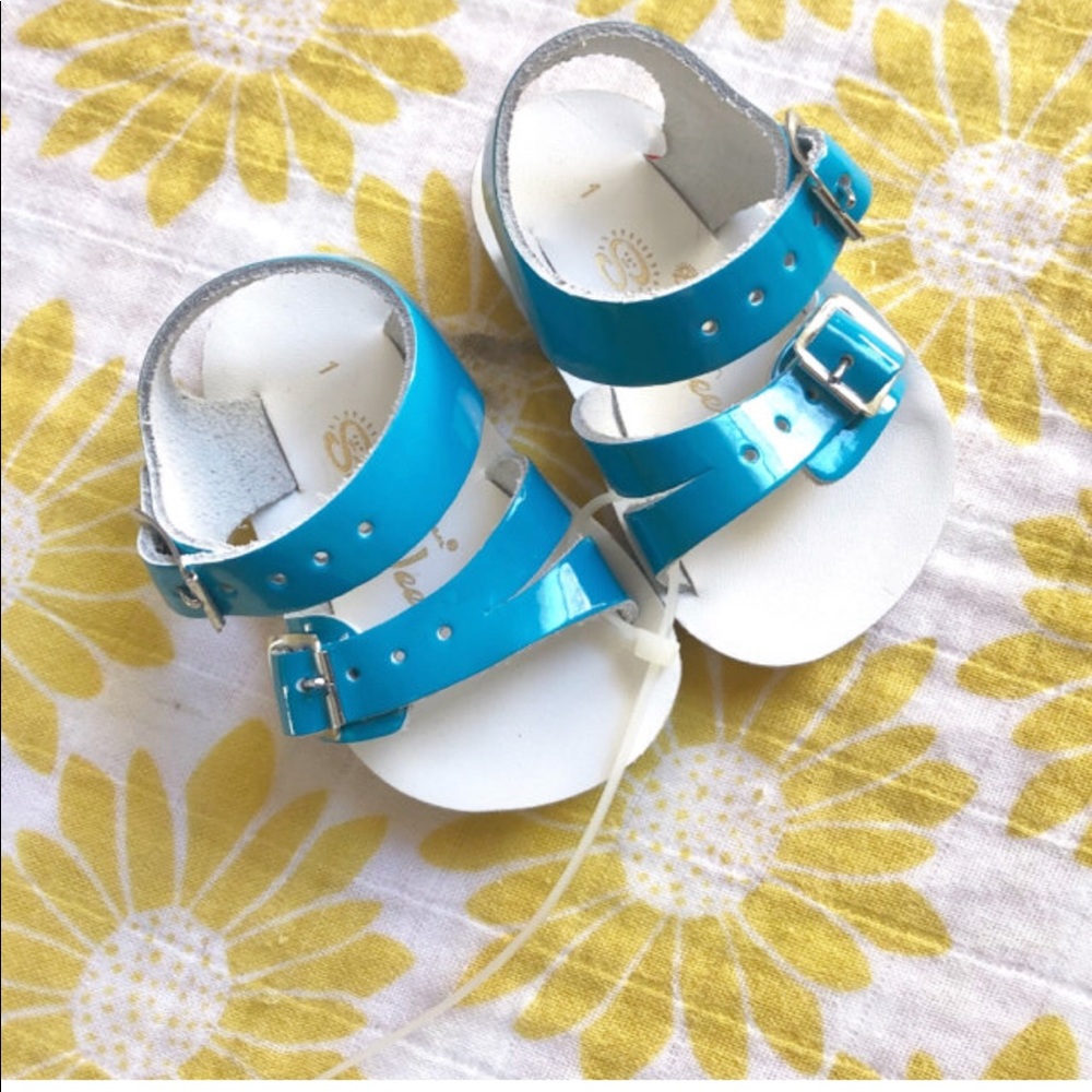 New Saltwater sea wees sandals sz 1